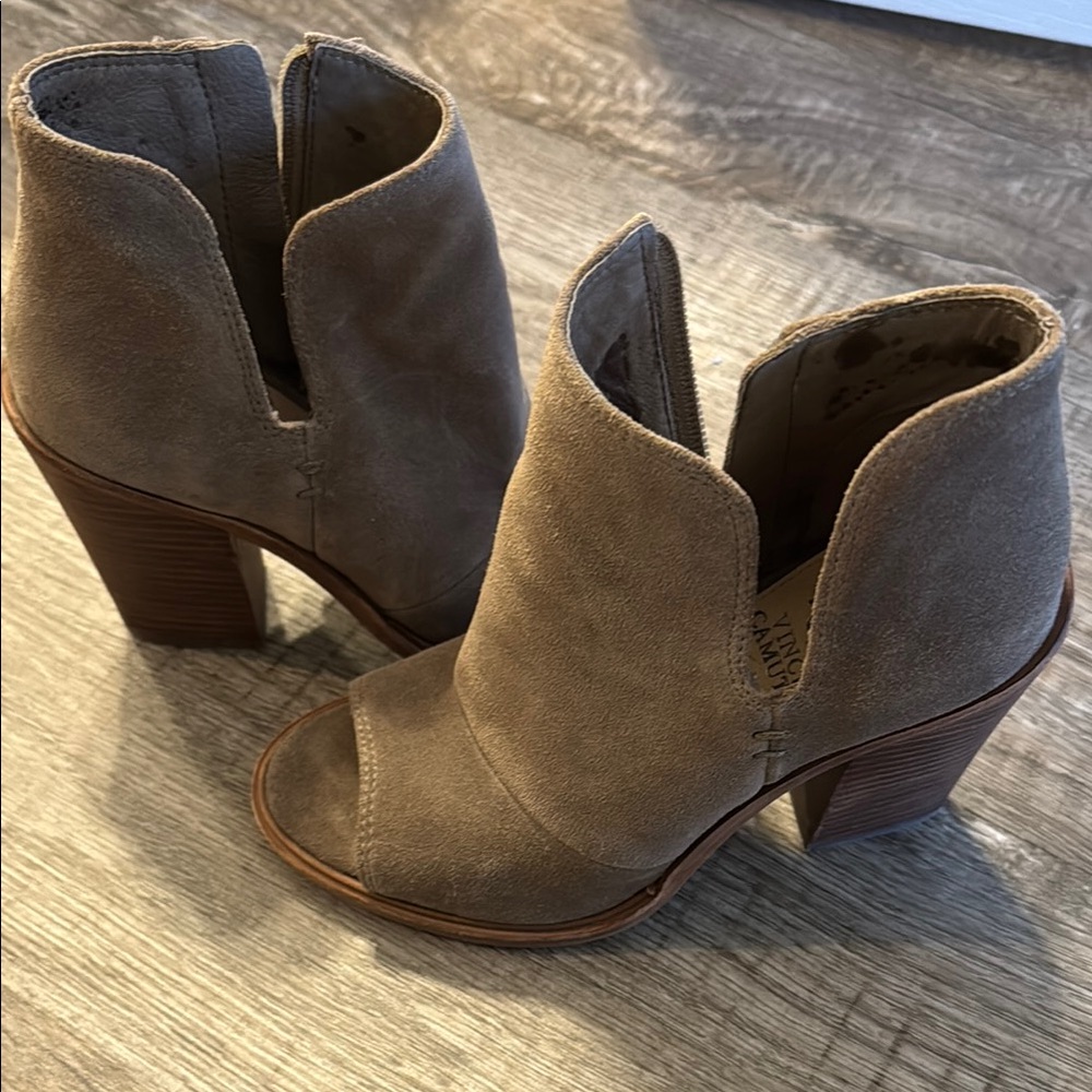 Women's Tan Suede Ankle Boots
